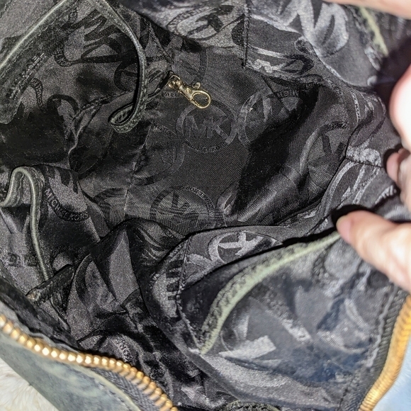 Michael Kors Black Soft Leather Satchel Shoulder Bag - Picture 4 of 16